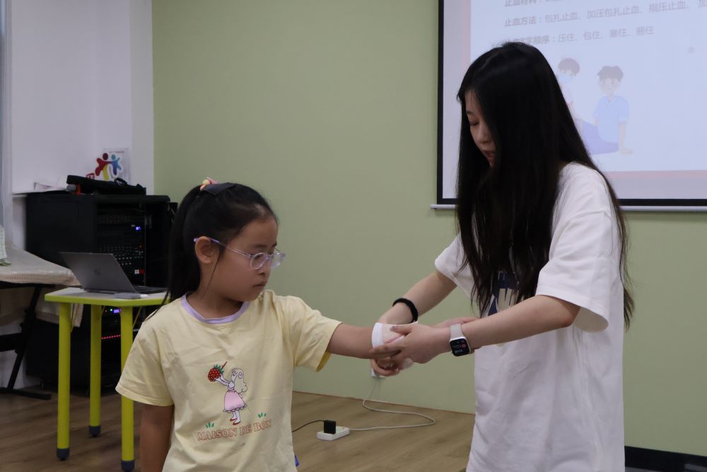 守護(hù)生命,技能競(jìng)輝