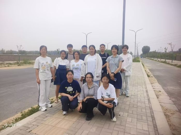 急救知識(shí)進(jìn)萬(wàn)家 青春力量護(hù)安康