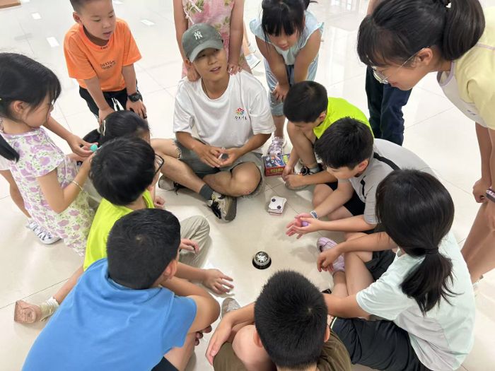 智趣暑期，童心飛揚(yáng)——益智游戲活動(dòng)為孩子們的成長增添別樣光彩
