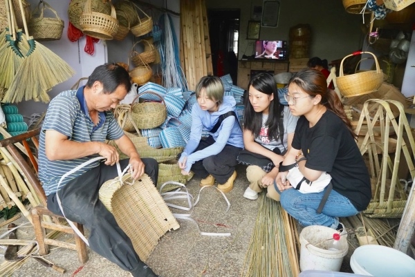 藝術繪鄣吳，夏日展新韻