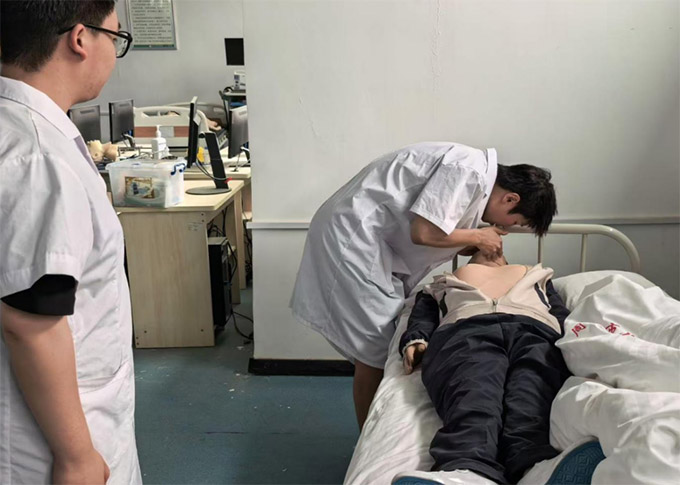 衛(wèi)踐醫(yī)說(shuō)進(jìn)基層，健康科普護(hù)成長(zhǎng)