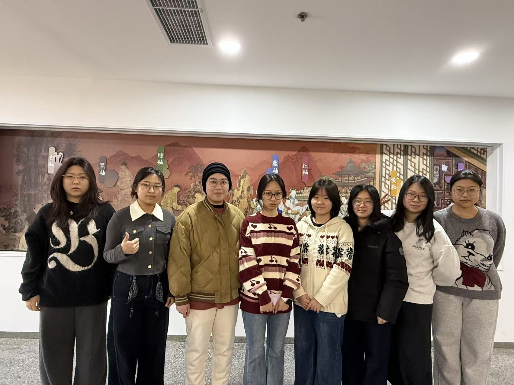 青春“手"護非遺！青農(nóng)食品er讓千年非 遺潮出圈