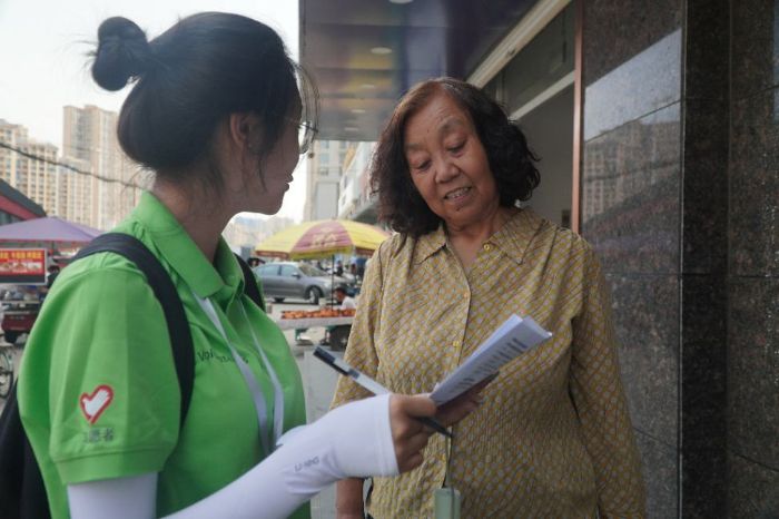 農(nóng)民文學(xué)探索：駐足咸陽街道，了解市民看法