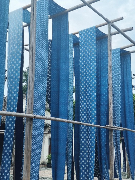 桐鄉(xiāng)藍印花布，郵遞非遺匠心