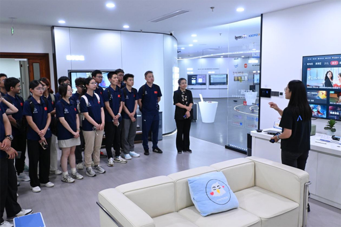 哈爾濱工業(yè)大學(xué)（威海）學(xué)子蘇州行：探秘新質(zhì)生產(chǎn)力，對(duì)話校友悟擔(dān)當(dāng)