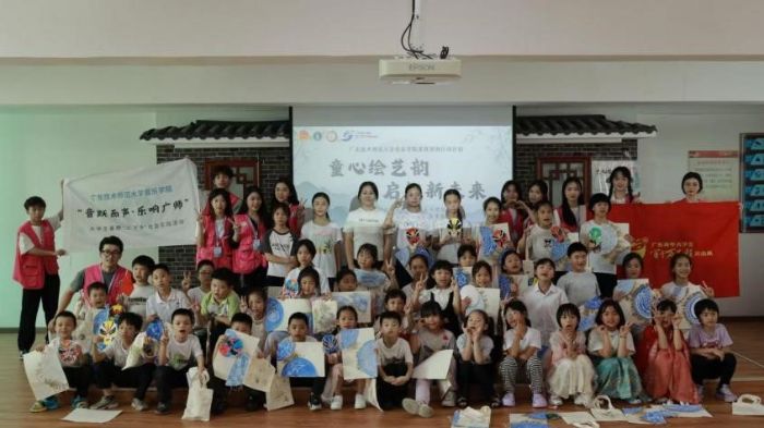 廣師大音院學(xué)子三下鄉(xiāng)：美潤心魄，育綻芳華