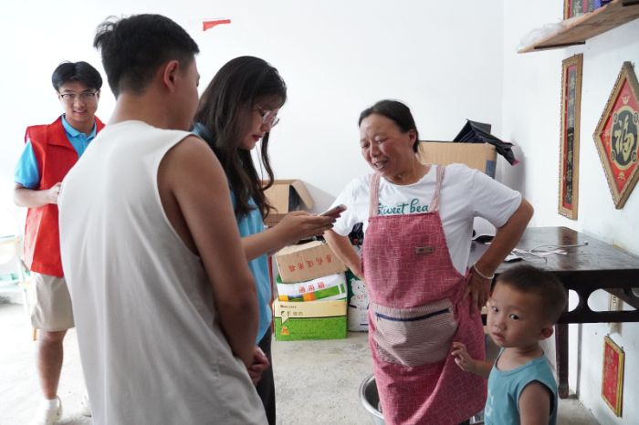 河海大學(xué)田夢(mèng)支教團(tuán)在貴州楓香溪鎮(zhèn)開(kāi)展支教及調(diào)研活動(dòng)