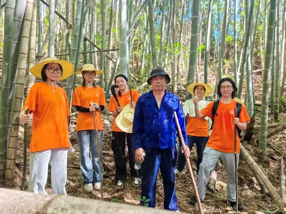 “唐詩文化路，千年圣柿村”大學生暑期社會實踐團赴天臺縣石梁鎮(zhèn)慈圣村實地調研紀實（二）