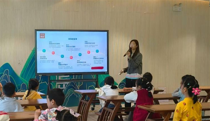 湖南師范大學生命科學學院青工部與達人學社聯(lián)合舉辦“鳶舞清明 匠心傳線