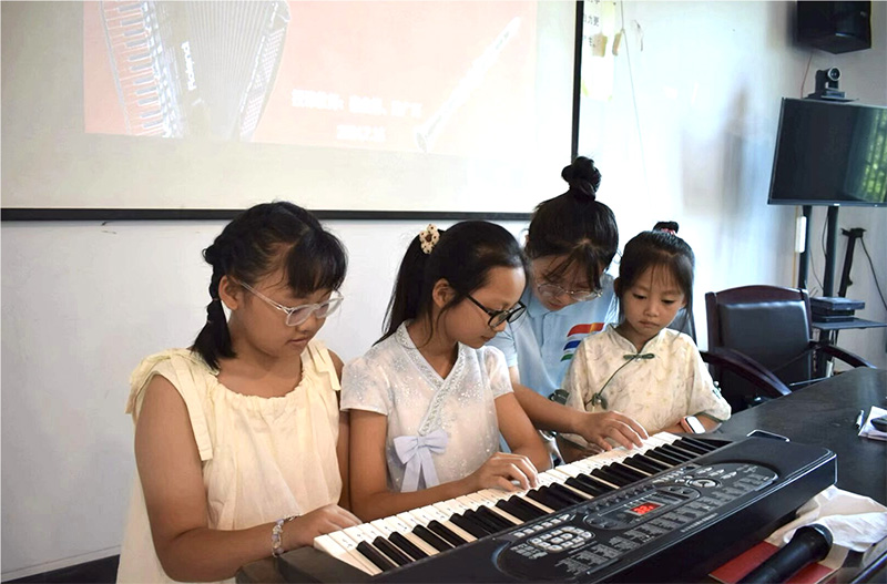 “鄉(xiāng)”約龍?zhí)叮觥佰`”青春|“青歌筑夢”實踐團2024公益支教系列①