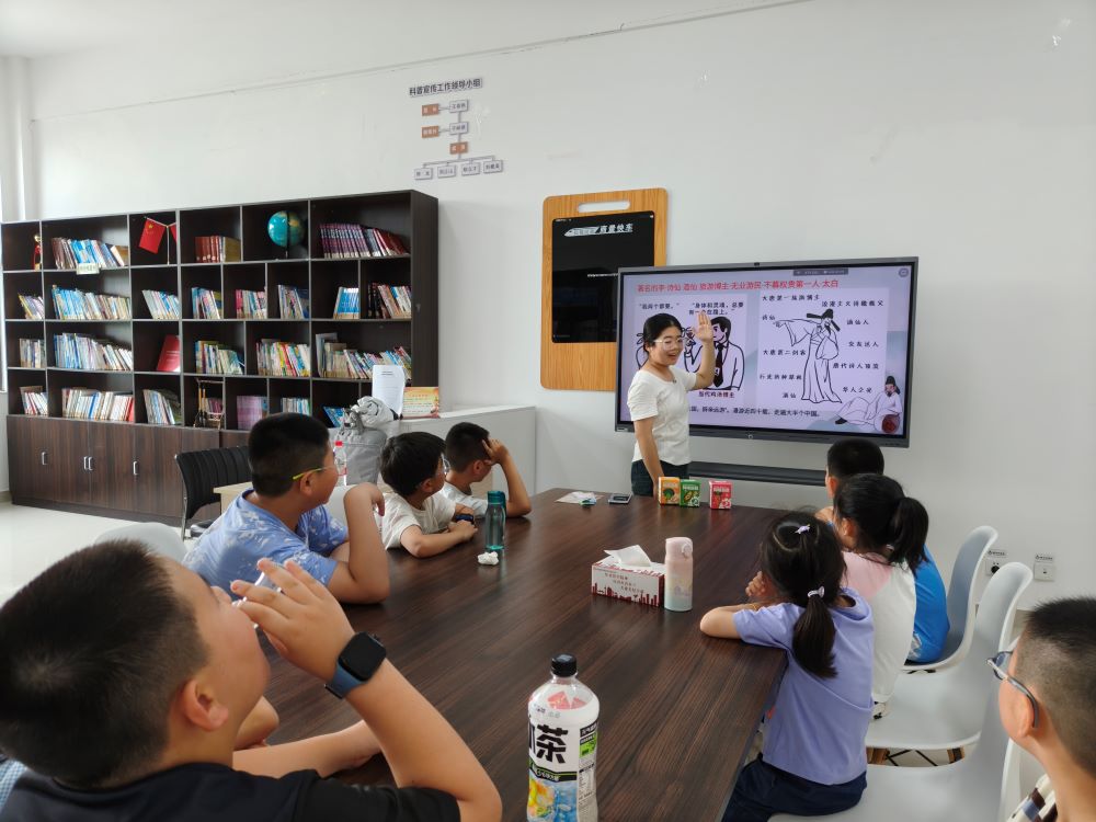 趣味教學(xué)進(jìn)社區(qū)：知識在游戲中煥發(fā)生機(jī)