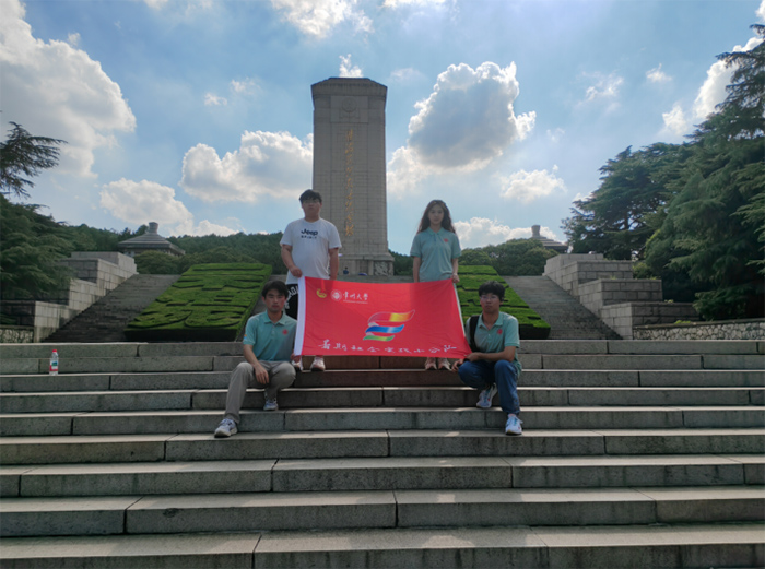 常州大學(xué)唯實學(xué)社暑期實踐小隊走進徐州淮海戰(zhàn)役紀(jì)念館：緬懷革命先烈 汲取奮進精神