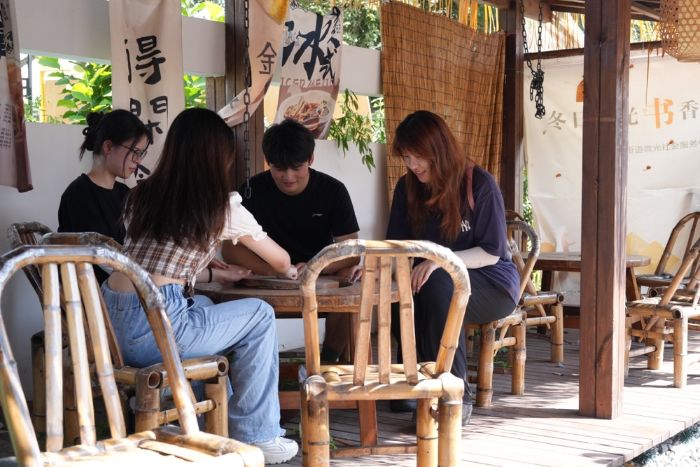 鄉(xiāng)村振興新"稻"路 ——嘉興大學(xué)鵲禾項目團隊調(diào)研紅菱村鄉(xiāng)村振興新范式