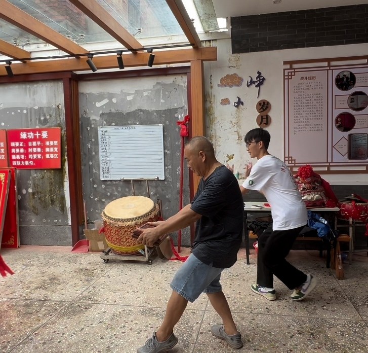 當(dāng)獅頭遇上舞步：一場(chǎng)傳統(tǒng)民俗的現(xiàn)代表達(dá)實(shí)驗(yàn)