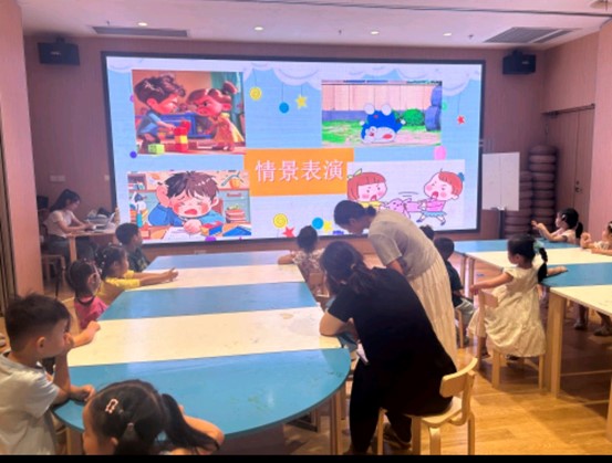 “紅心研墨”團隊在蘇州圖書館北館開展繪本創(chuàng)意延伸實踐——南京師范大學泰州學院“紅心研墨”暑期社會實踐紀實（25）