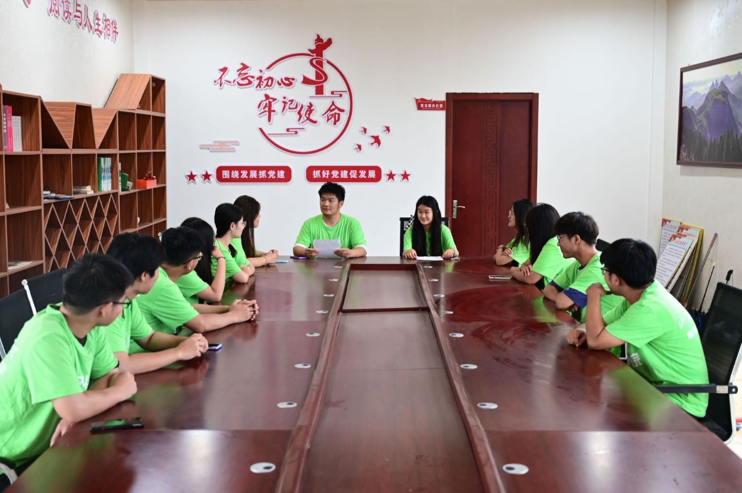  農(nóng)工先鋒社會實踐團(tuán)舉辦暑期社會實踐總結(jié)大會