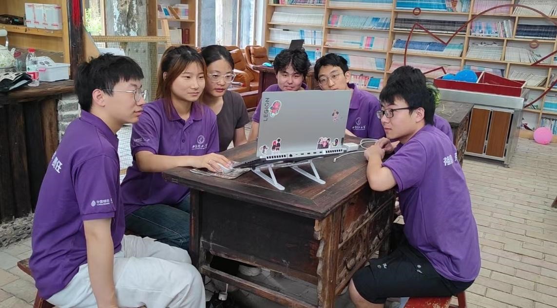 數(shù)字守護(hù)瑰寶·科技點(diǎn)亮新傳承——西安理工大學(xué)自動化學(xué)院民俗文化數(shù)字化實(shí)踐隊(duì)在行動