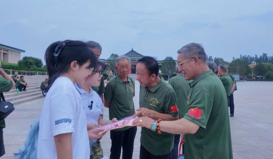 循地道戰(zhàn)歌足跡，探軍民同心密碼 ——哈工大學(xué)子赴八路軍太行紀(jì)念館追溯軍民共戰(zhàn)印記