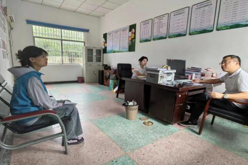 智慧播撒鄉(xiāng)野間——湘大數(shù)院實踐團(tuán)在桃源茶庵鋪鎮(zhèn)書寫鄉(xiāng)村振興新篇章