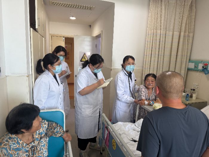 【青春敘事】醫(yī)路初行見微光——薛雯雯