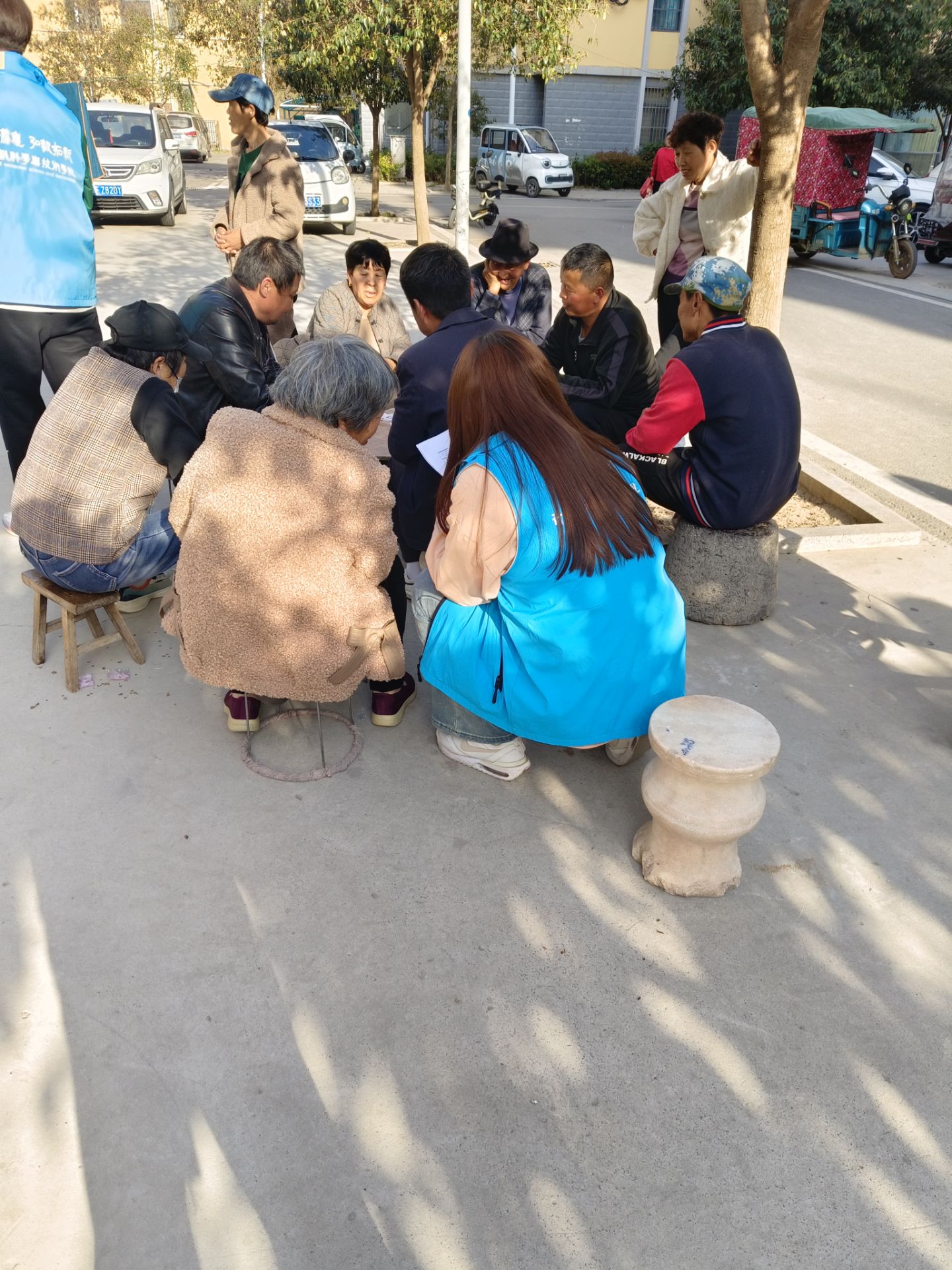 大學生三下鄉(xiāng)：衛(wèi)生服務點亮鄉(xiāng)村健康新希望