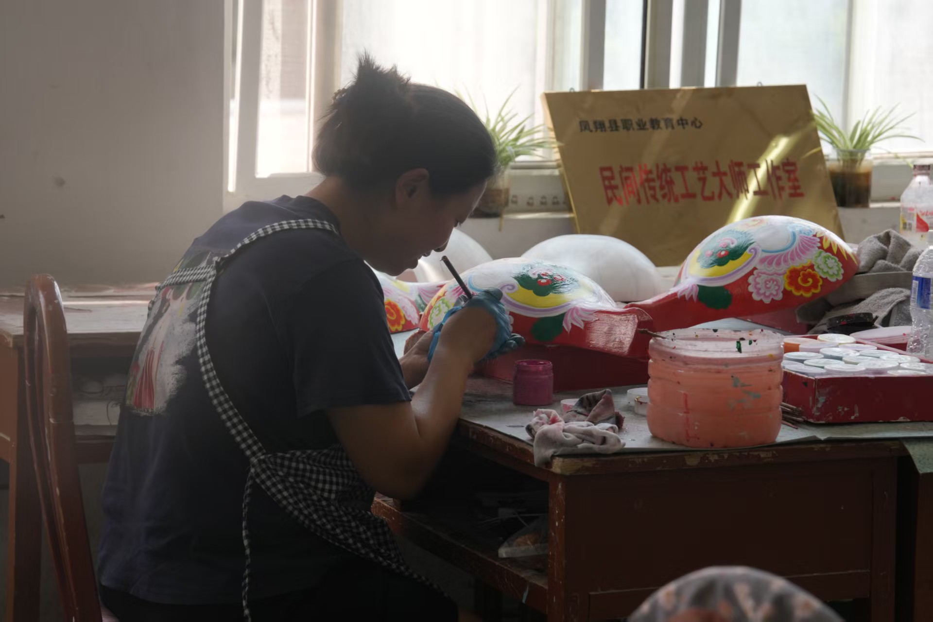 陜西工業(yè)職業(yè)技術(shù)大學(xué)材料工程學(xué)院“秦創(chuàng)原·賦能成長”暑期社會實(shí)踐團(tuán) (2)