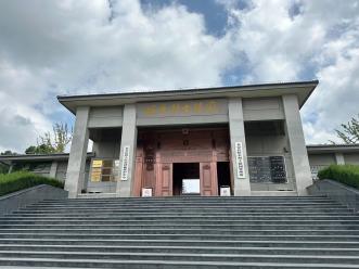 大學(xué)生社會實踐活動：走訪安徽省滁州市來安縣烈士陵園