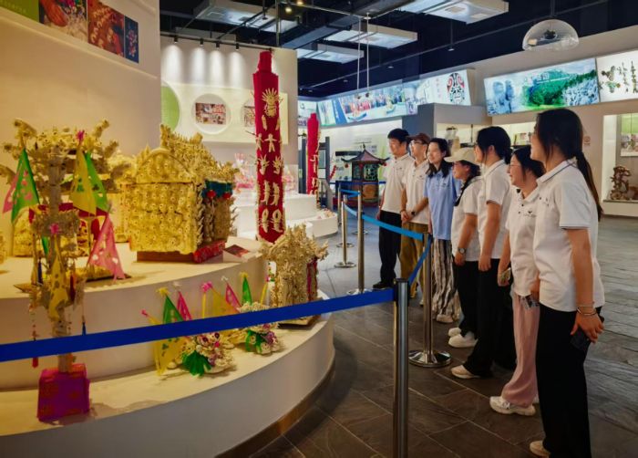 指尖溯千年：渭南雙館探秘花饃非遺，華清學子解碼黃土文明