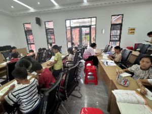 螢火微光照童心，專業(yè)護(hù)航助成長