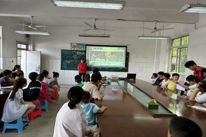 【三下鄉(xiāng)】探秘感應風扇 志愿活動樂趣多