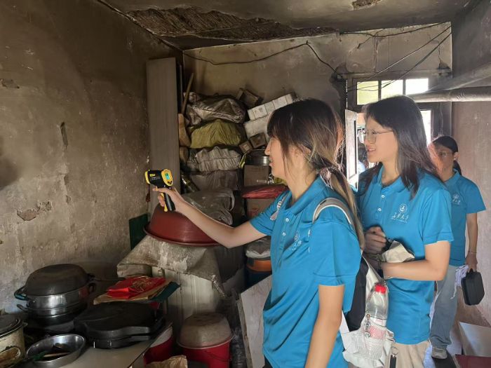 長安大學(xué)學(xué)子赴柞水探尋老街保護(hù)新路徑，"智慧營建"助力古韻新生