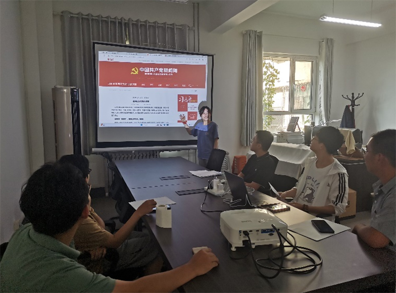 力行先鋒實踐隊———走進社區(qū)，踐行使命