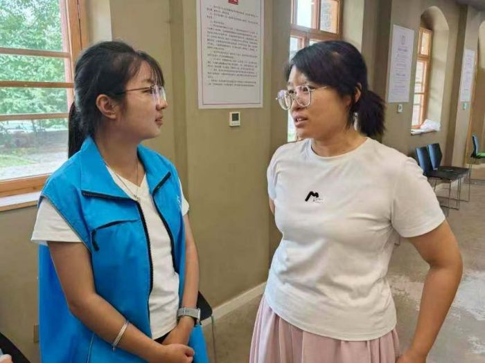 河南師范大學(xué)生命科學(xué)學(xué)院 “薪火傳新聲，青心鑄國(guó)魂”暑期 社會(huì)實(shí)踐活動(dòng)—黨員青年政策宣講進(jìn)社區(qū)