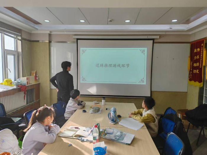 知常達用，博學(xué)篤行——柳蔭春風(fēng)支教隊開展多元素質(zhì)課程