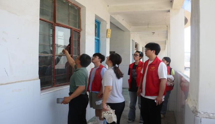 “數(shù)”啟青禾實(shí)踐團(tuán)隊(duì) 村小調(diào)研