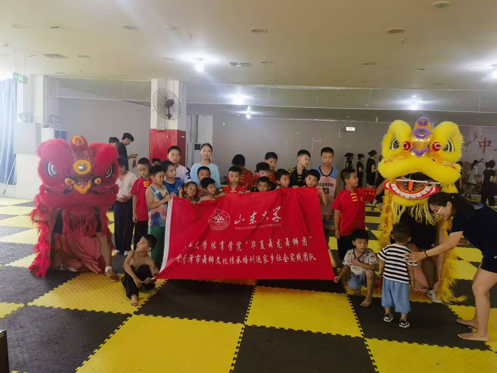 龍騰虎躍：山大學子奏響中華傳統(tǒng)文化奮進樂章