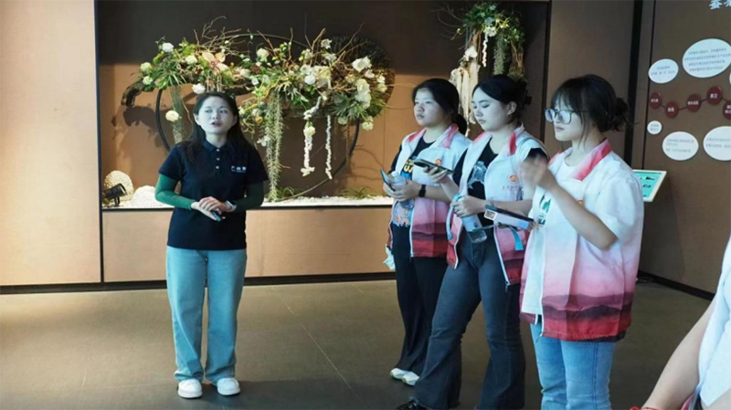 南京財經(jīng)大學(xué)國際經(jīng)貿(mào)學(xué)院：穿越時光的絲線，震澤絲綢的歷史傳承與現(xiàn)代創(chuàng)新