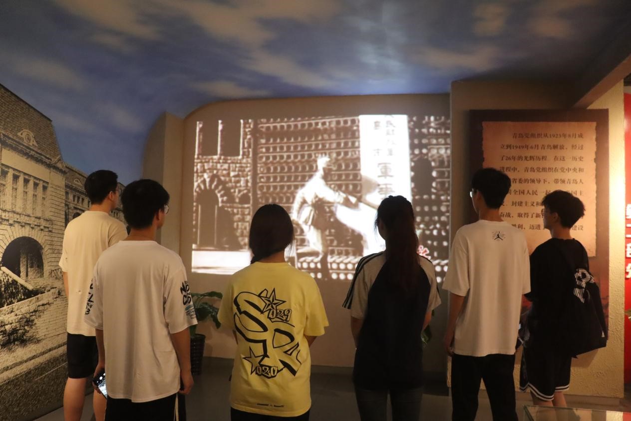 穿越歷史長(zhǎng)河，感悟海軍輝煌：一次心靈的黨史與海軍博物館之旅