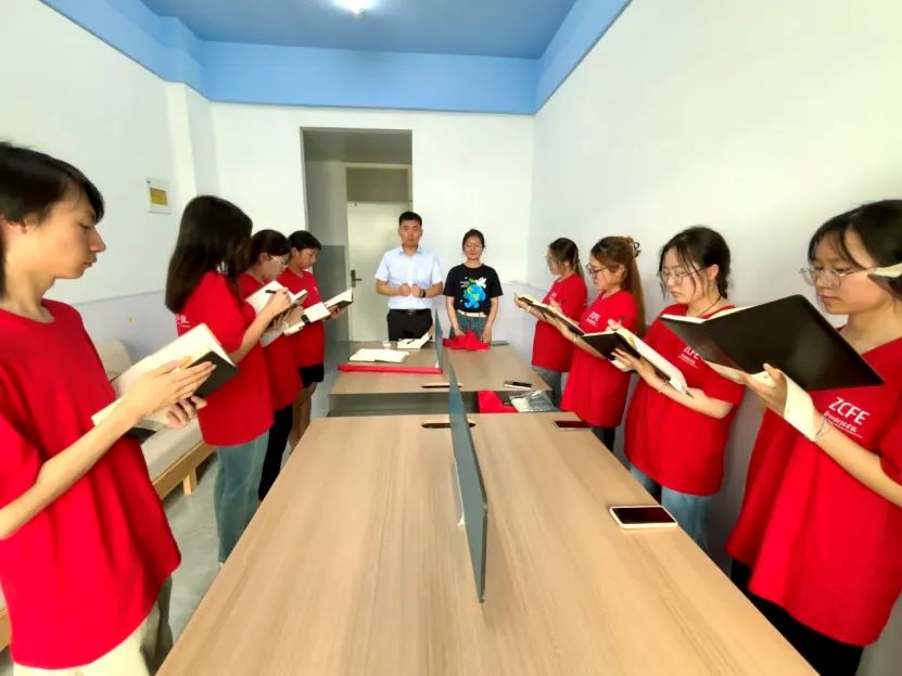 鄭州財(cái)經(jīng)學(xué)院商學(xué)院“E路同行”暑期社會(huì)實(shí)踐團(tuán)揚(yáng)帆起航