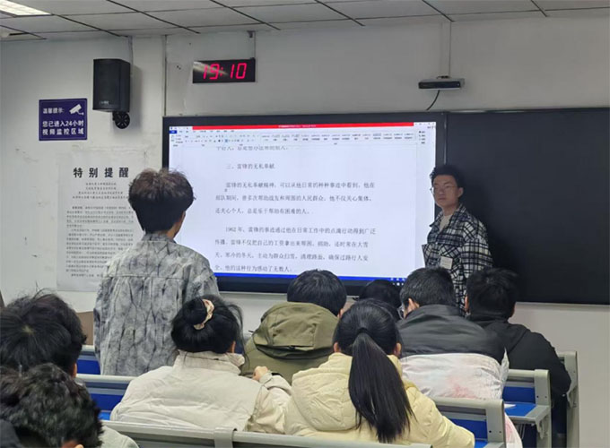 雷鋒精神潤校園，青春志愿譜新篇