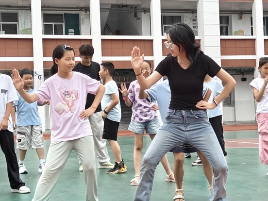 以體健心，童心向陽