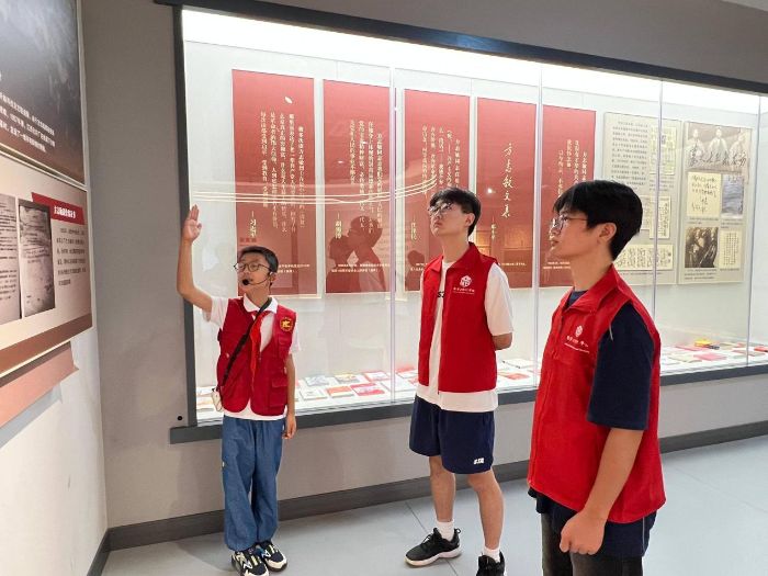 青衿踏烽煙，紅色星火淬煉信仰新章