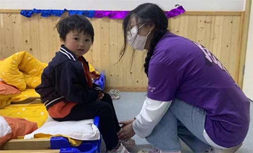 科學(xué)進(jìn)校園，一路伴童行