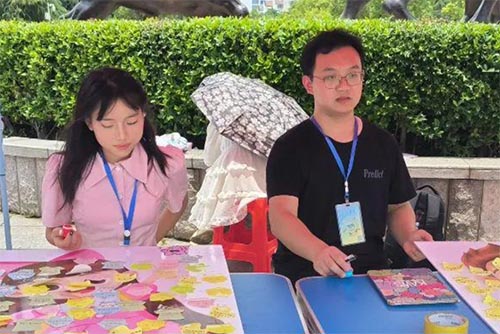 來(lái)跟科科一起看撕“標(biāo)簽”心理互動(dòng)游戲吧