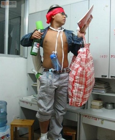 學(xué)生如此愛讀書，真是讓人敬佩的無地自容呀