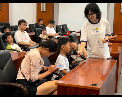 兒童英語繪本實踐行——南京師范大學泰州學院“紅心研墨”暑期社會實踐紀實（18）