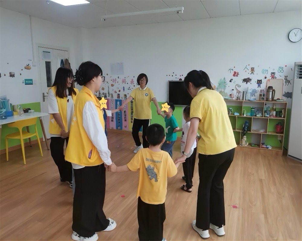 有愛(ài)不孤獨(dú)，一路星閃耀