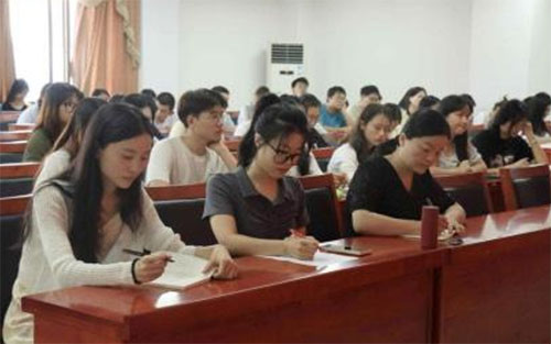 厲兵秣馬，揚(yáng)帆起航 我院順利召開(kāi)新學(xué)期全體班團(tuán)及部長(zhǎng)座談會(huì)