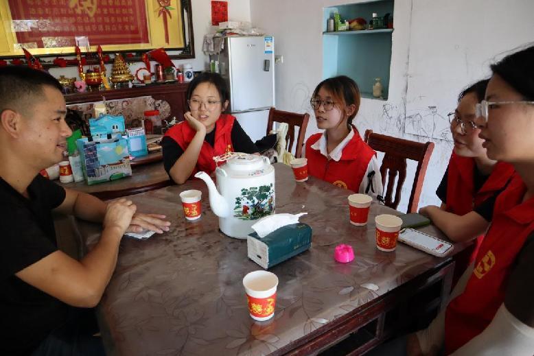 杭州師范大學：仁風拂面暖，愛意滿人間