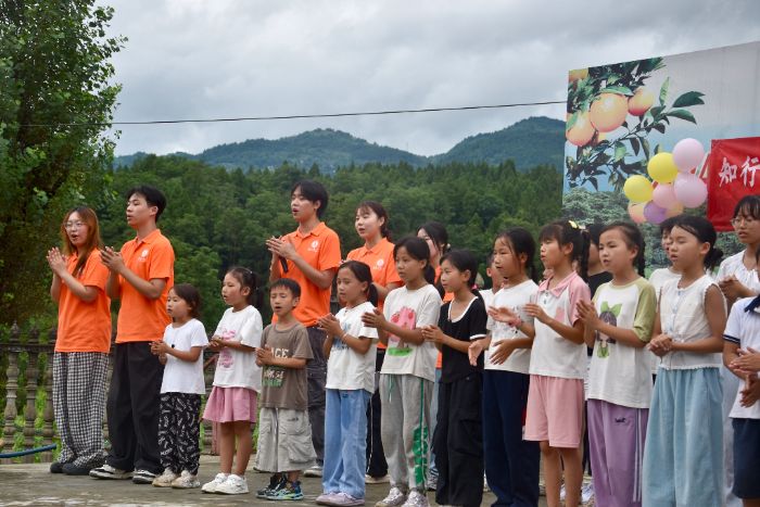 青春賦能鄉(xiāng)土，科技點(diǎn)亮振興：白溪關(guān)村首屆“鄉(xiāng)村科技文化節(jié)”落幕